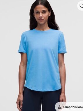 lululemon Love Crew Neck Tee Ocean 🌊 Wave Size 12